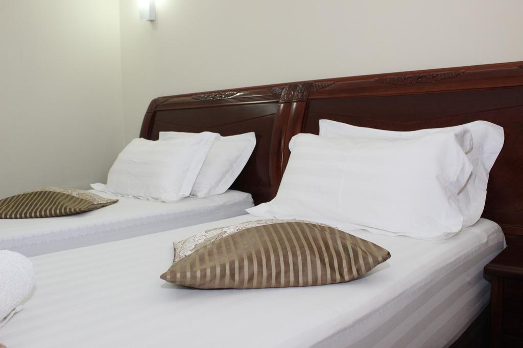 Hotel Vanilla Batumi Quarto foto