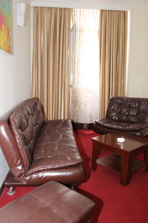 Hotel Vanilla Batumi Quarto foto